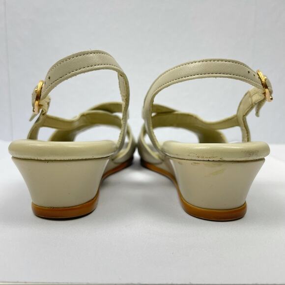 SAS | 7.5AA Caress Bone Cross Strap Wedge Sandals - Picture 4 of 15